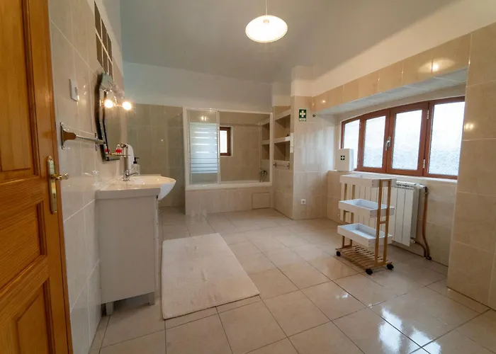 Casa Torre Andorinhas * Nazare